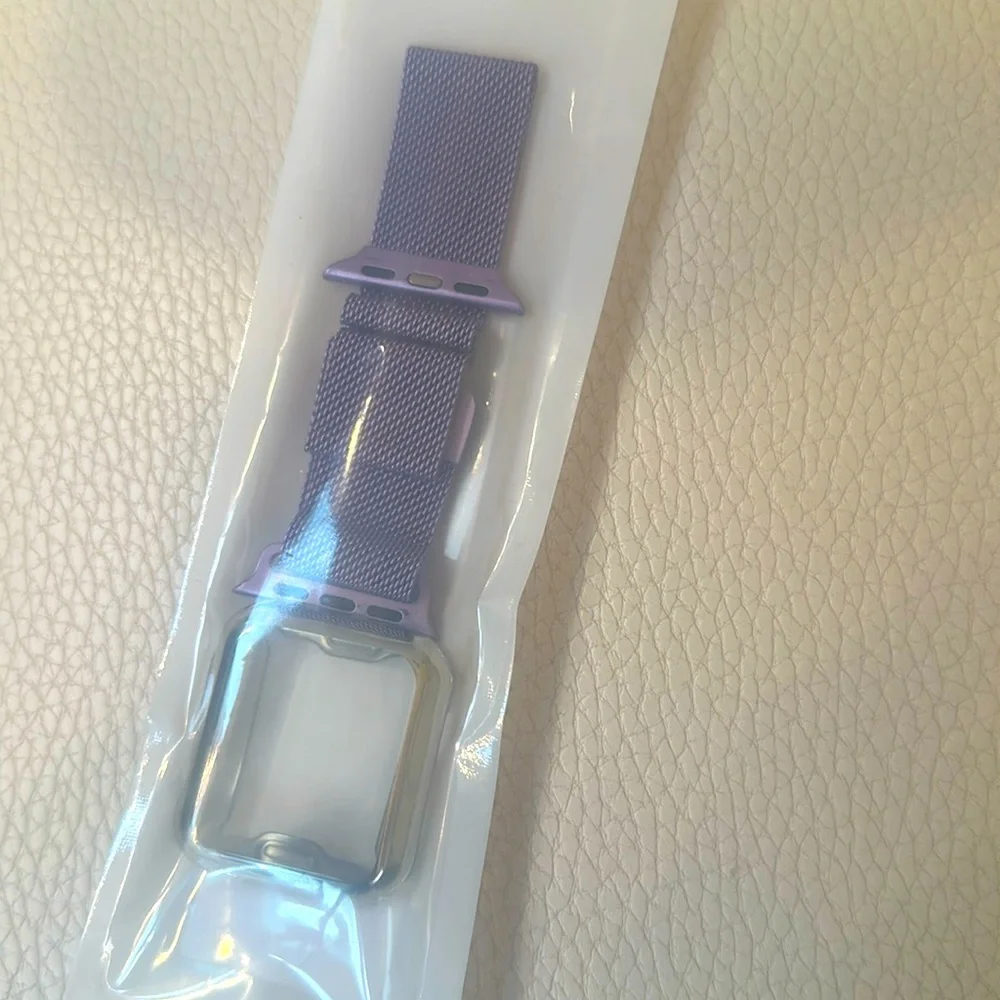 NWT Apple Watch Band Purple Band Silver Casing for Watch Face fits 38mm/40 mm